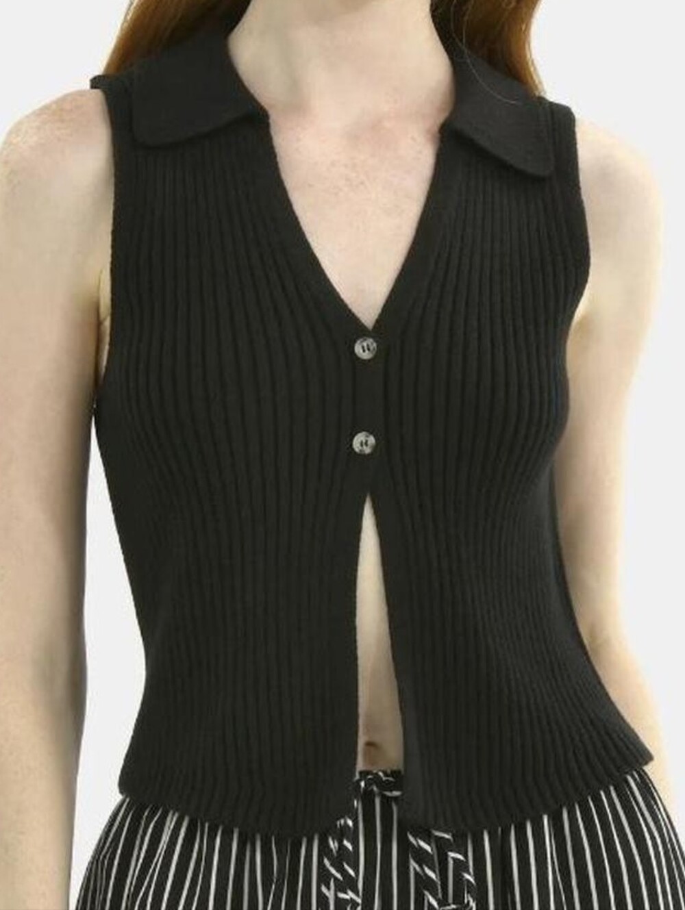 No Boundaries Charcoal Ribbed Button-Front Collared Vest